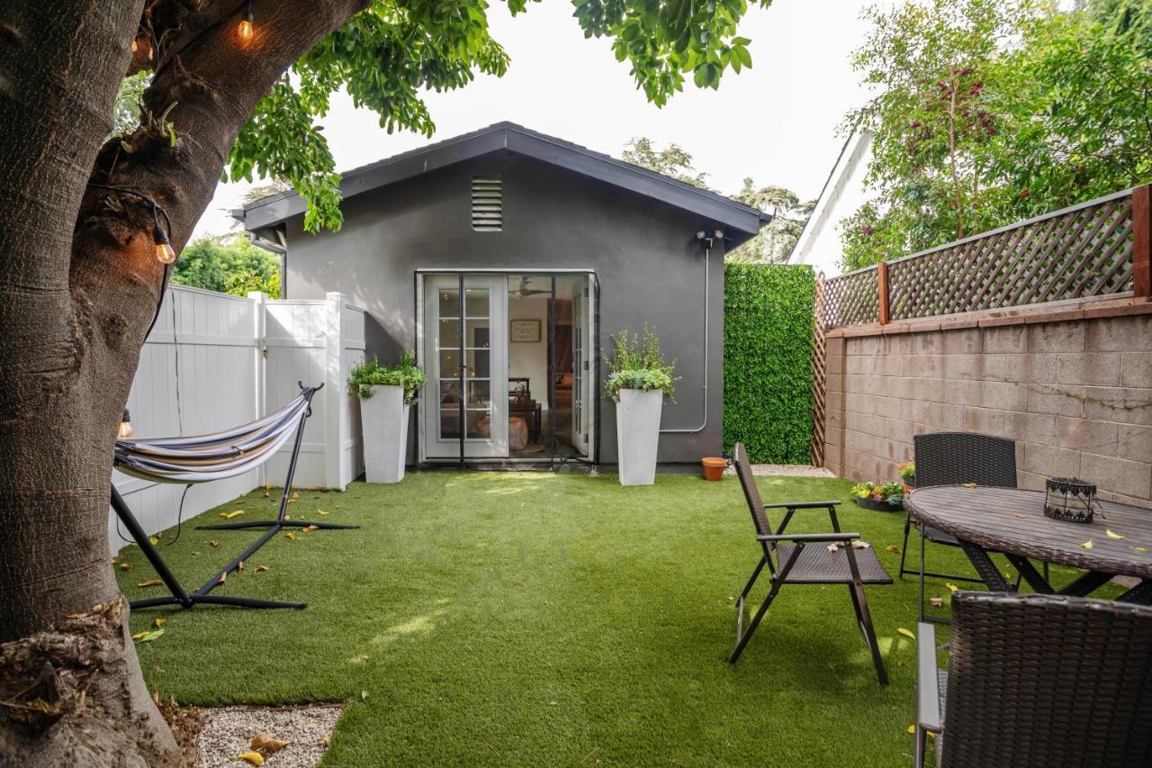 Serene 1 Bed Guest House With Patio Sleeps 6 Los Ángeles Exterior foto